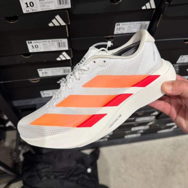 ADIZERO EVO