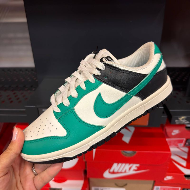 DUNK LOW