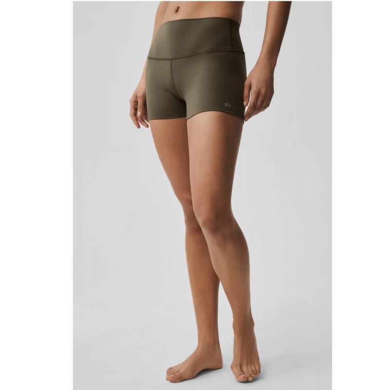 3 ALO Softsculpt High-Waist Precision Short