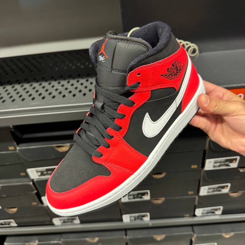 JORDAN 1 MID