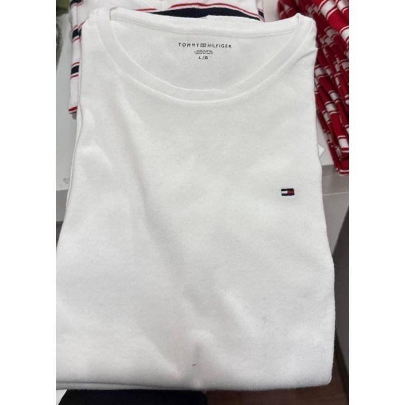 camiseta Gola U manga curta