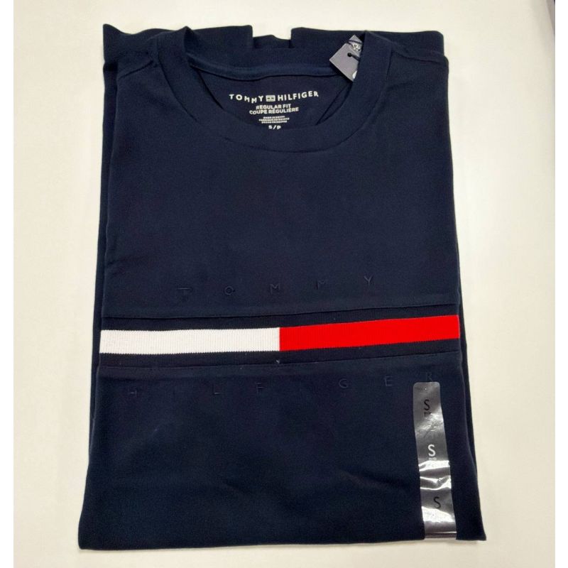 Camiseta Regular Fit Gola U