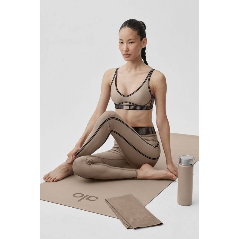 Performance No Sweat Hand Towel