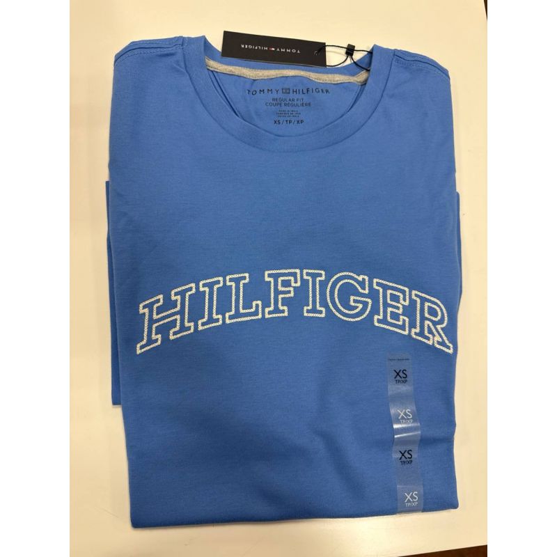 370326