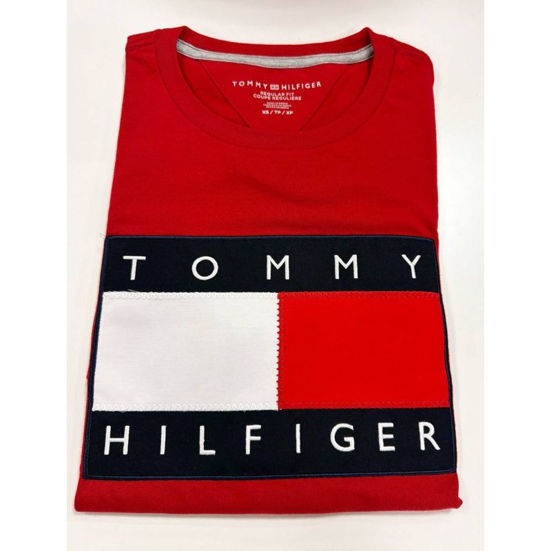 Camiseta Regular Fit Gola U
