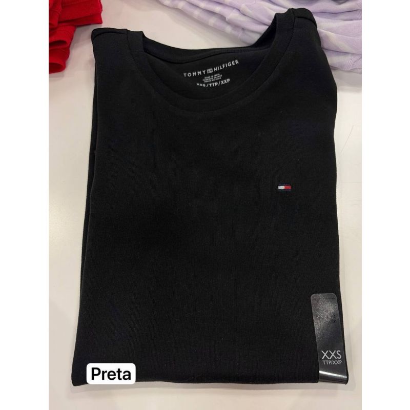 camiseta Gola U manga curta
