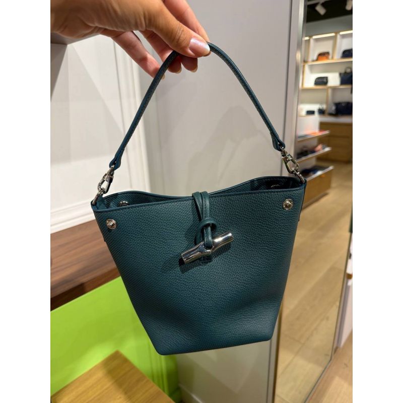 BOLSA PEQUENA DE MÃO COM ALÇA EXTRA