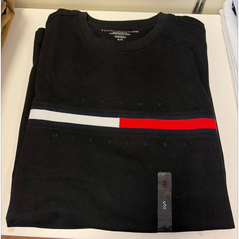 Camiseta Regular Fit Gola U