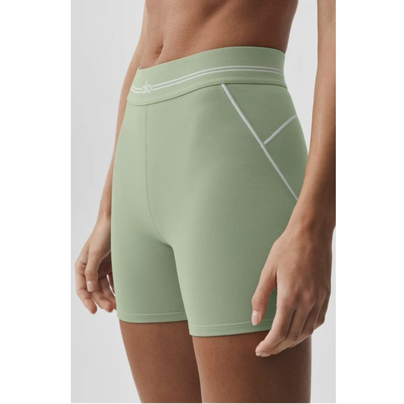 4 Airbrush High-Waist Heart Throb Short