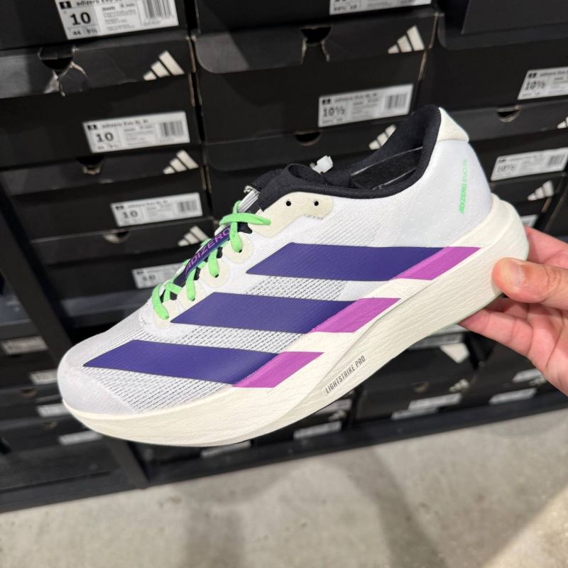 ADIZERO EVO