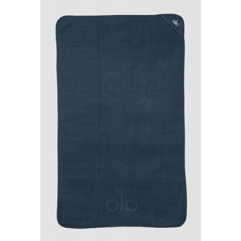 Performance No Sweat Hand Towel