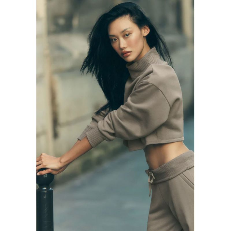 Cropped Serenity Coverup
