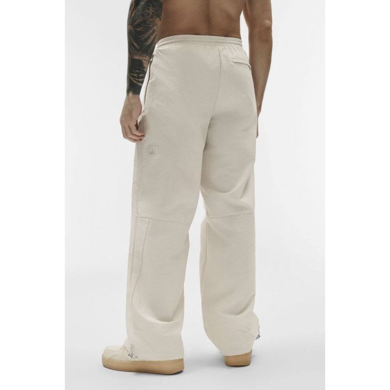 Takeaway Track Straight Leg Pant