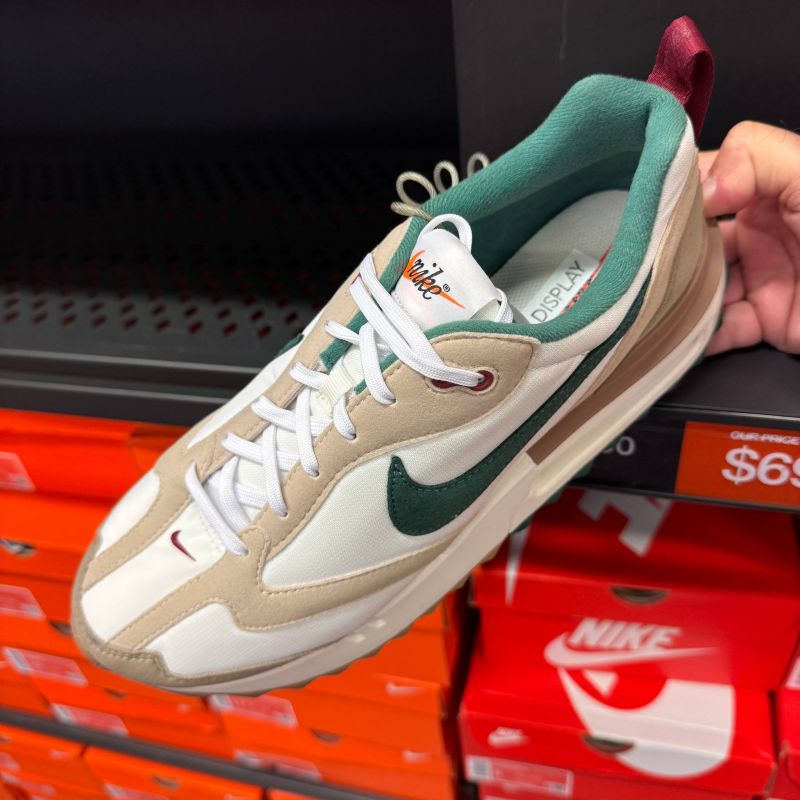 AIR MAX DAWN