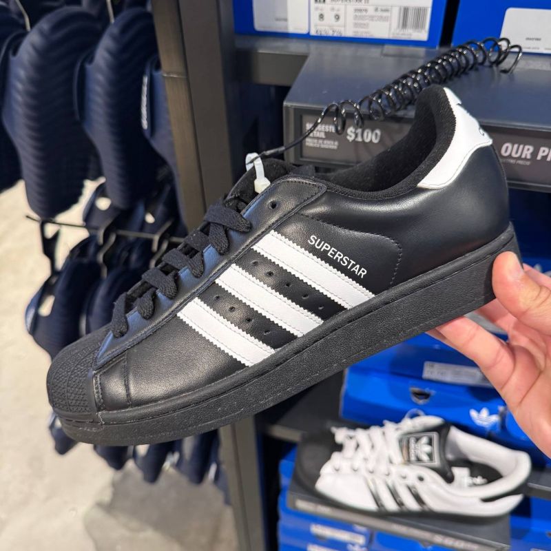 SUPERSTAR 2