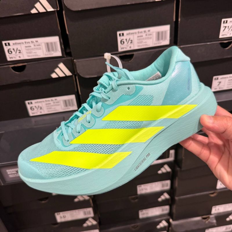 ADIZERO EVO