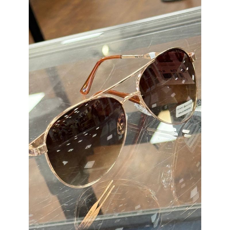 Óculos de sol com case