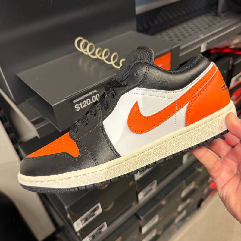 JORDAN 1 LOW