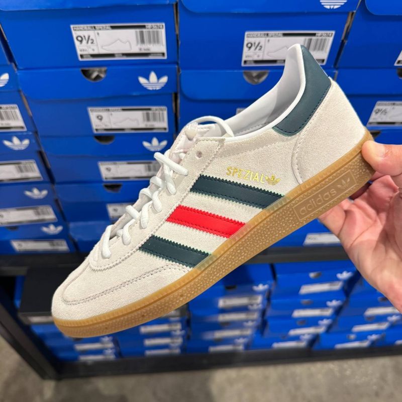 HANDBALL SPEZIAL