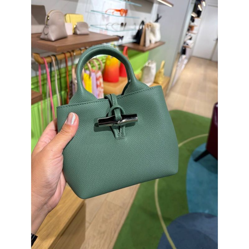 BOLSA PEQUENA DE MÃO COM ALÇA EXTRA