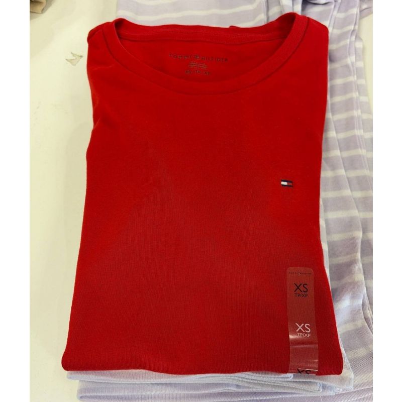 camiseta Gola U manga curta