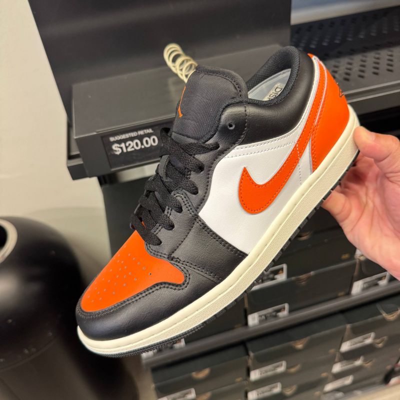 JORDAN 1 LOW