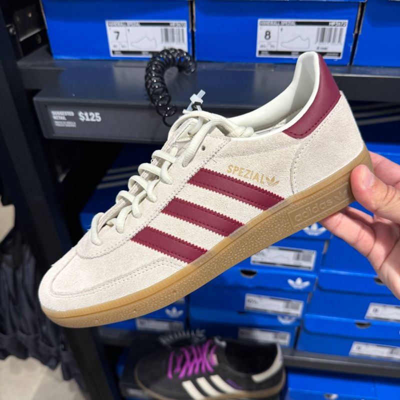 HANDBALL SPEZIAL
