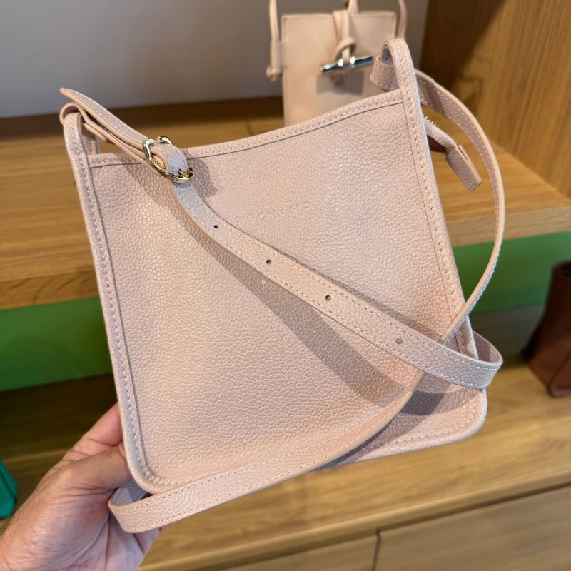 CROSSBODY