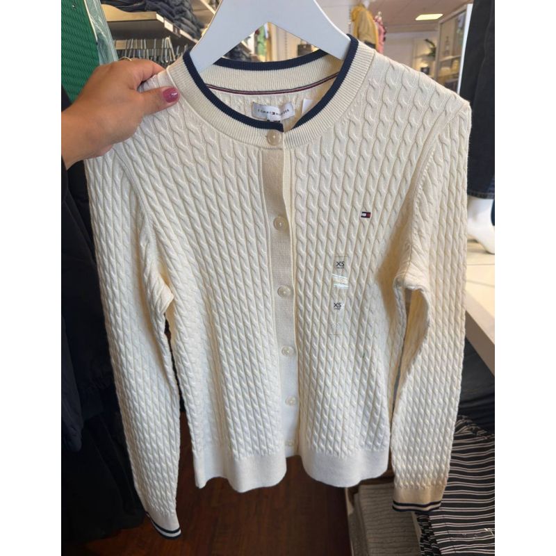 Blusa em tricot trançado