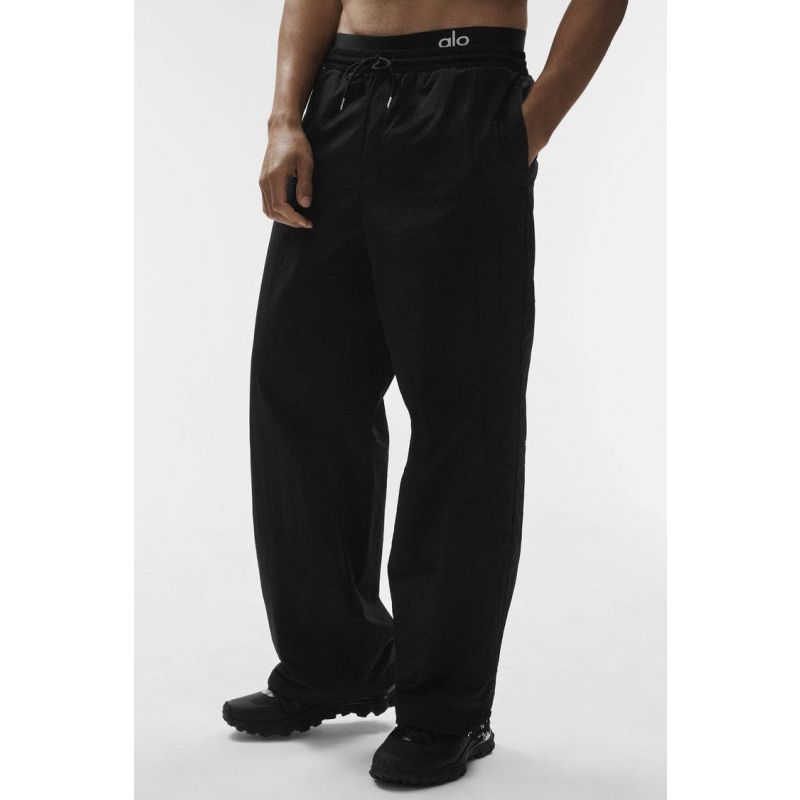 Takeaway Track Straight Leg Pant