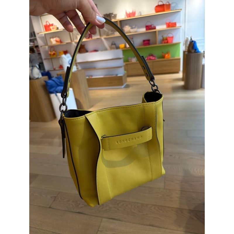 BOLSA MÉDIA DE OMBRO COM ALCA EXTRA
