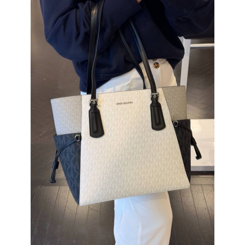 VOYAGER TOTE