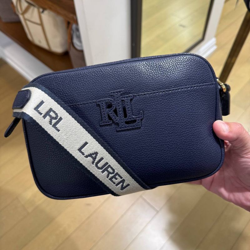 CROSSBODY