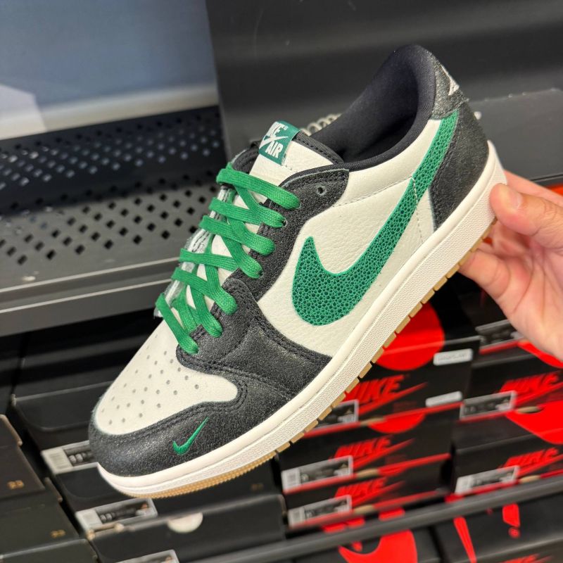 JORDAN 1 LOW