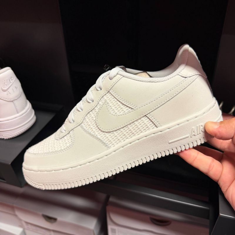 AIR FORCE 1