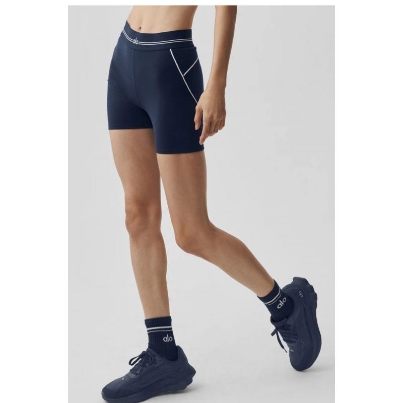 4 Airbrush High-Waist Heart Throb Short