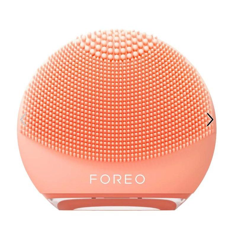 FOREO LUNA™ 4 go Facial Cleansing & Massaging Device