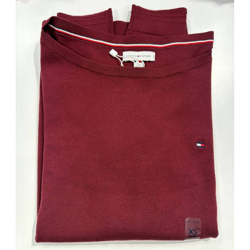 Blusa linha decote canoa manga longa
