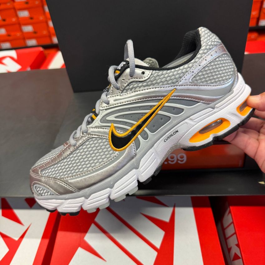 AIR MAX MOTO