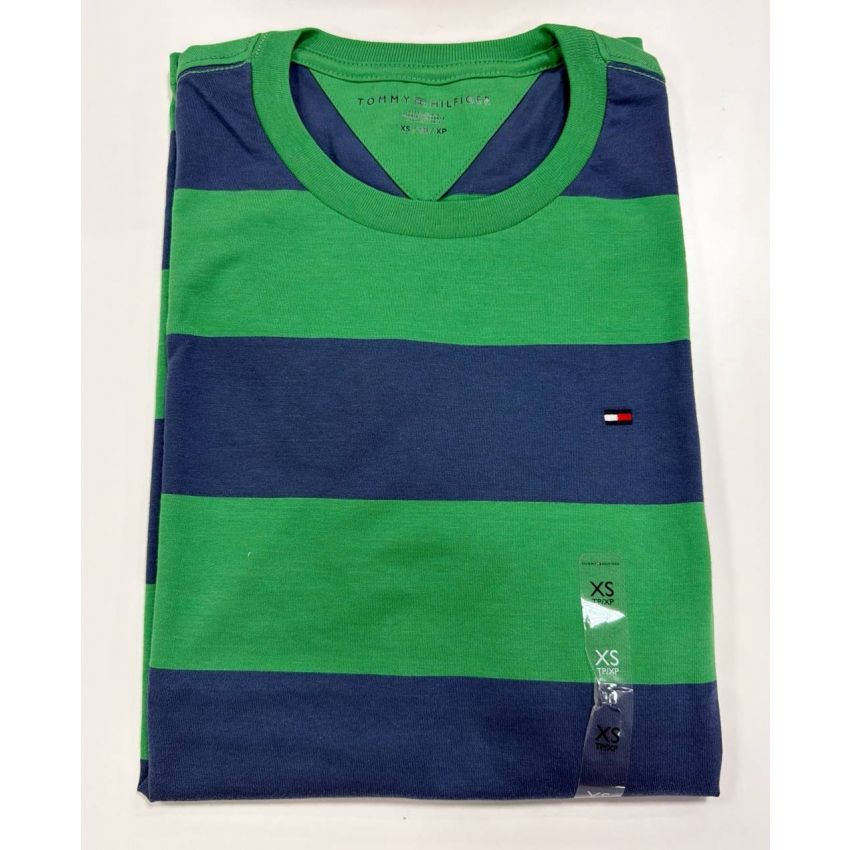 Camiseta Regular Fit Gola U