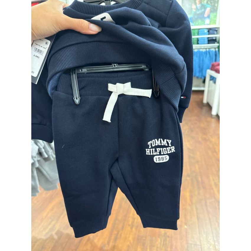 Conjunto moletom e calça com fleece