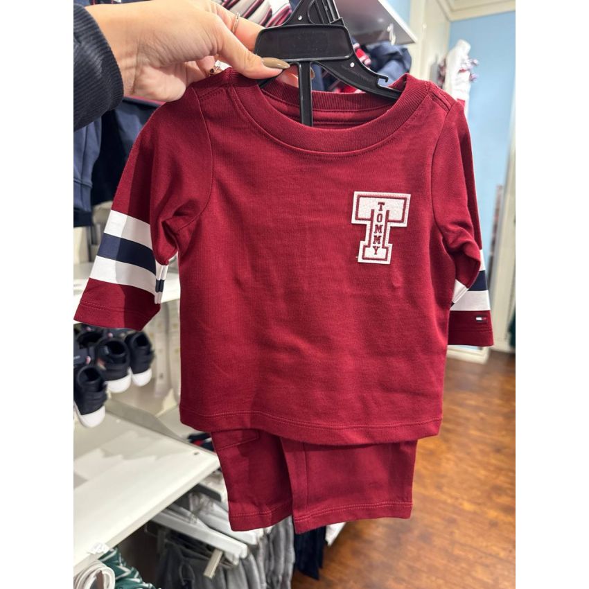 Conjunto camiseta e calça