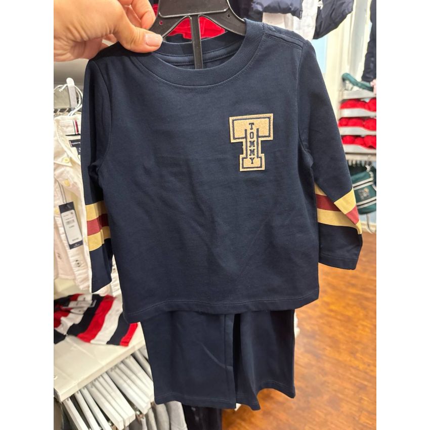 Conjunto camiseta e calça