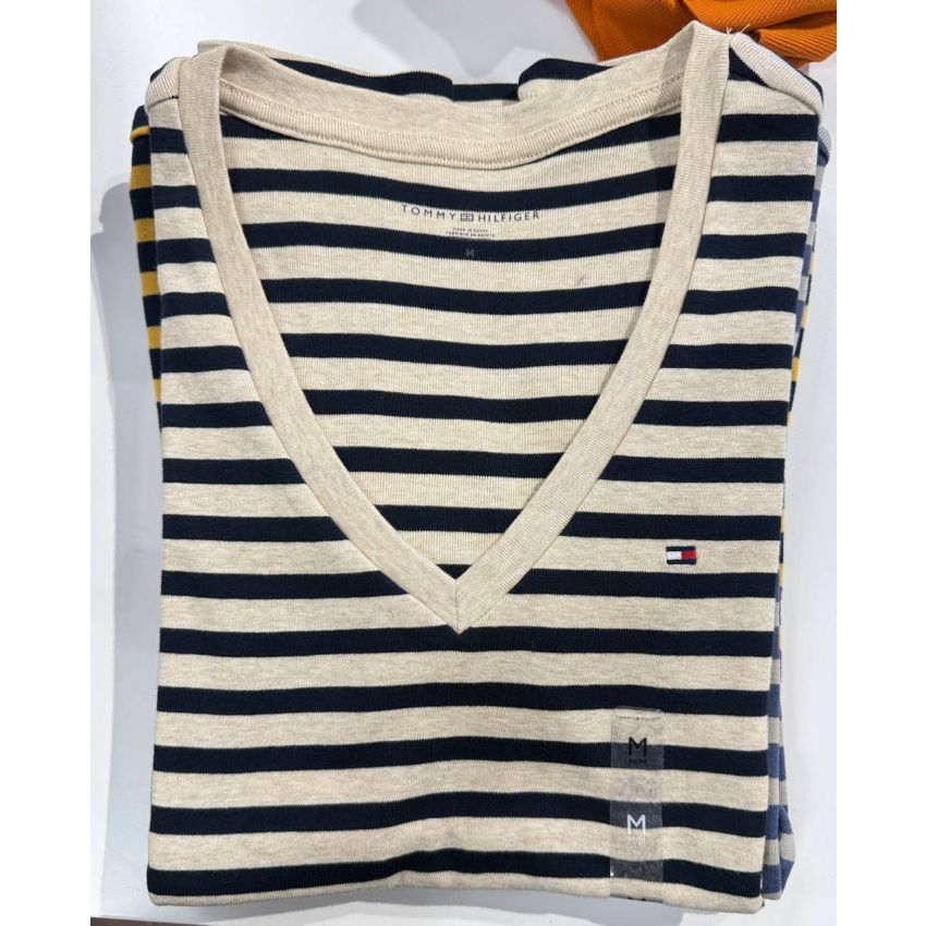 BLUSA BÁSICA DECOTE V MANGA CURTA