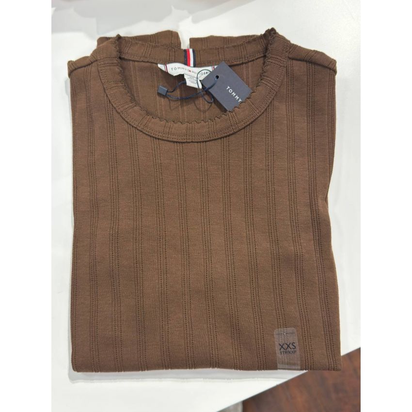 Blusa canelada manga longa