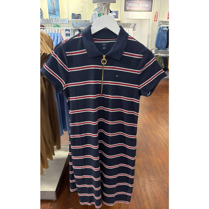 Vestido com gola polo