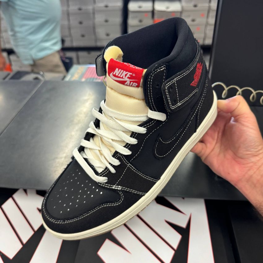 JORDAN 1 RETRO