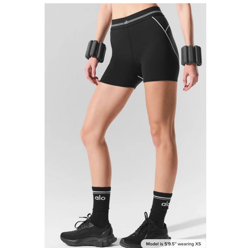 4 Airbrush High-Waist Heart Throb Short