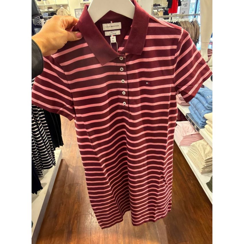 Vestido com gola polo
