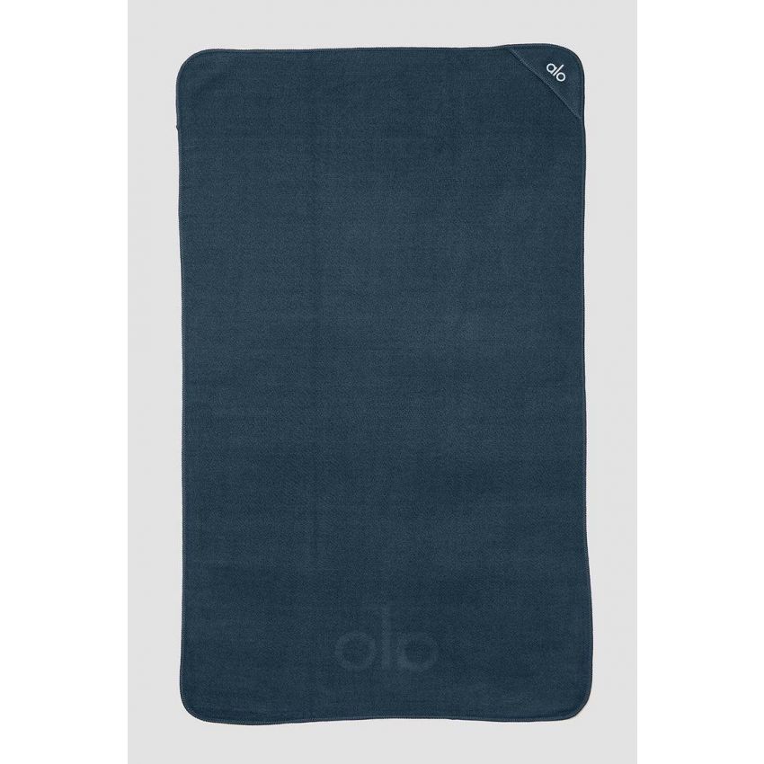 Performance No Sweat Hand Towel